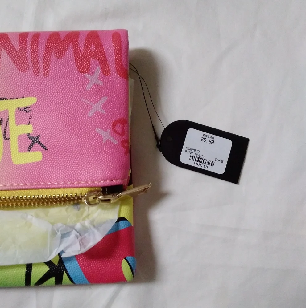 AKIRA Graphic Graffiti Clutch Handbag - Picture 6 of 10